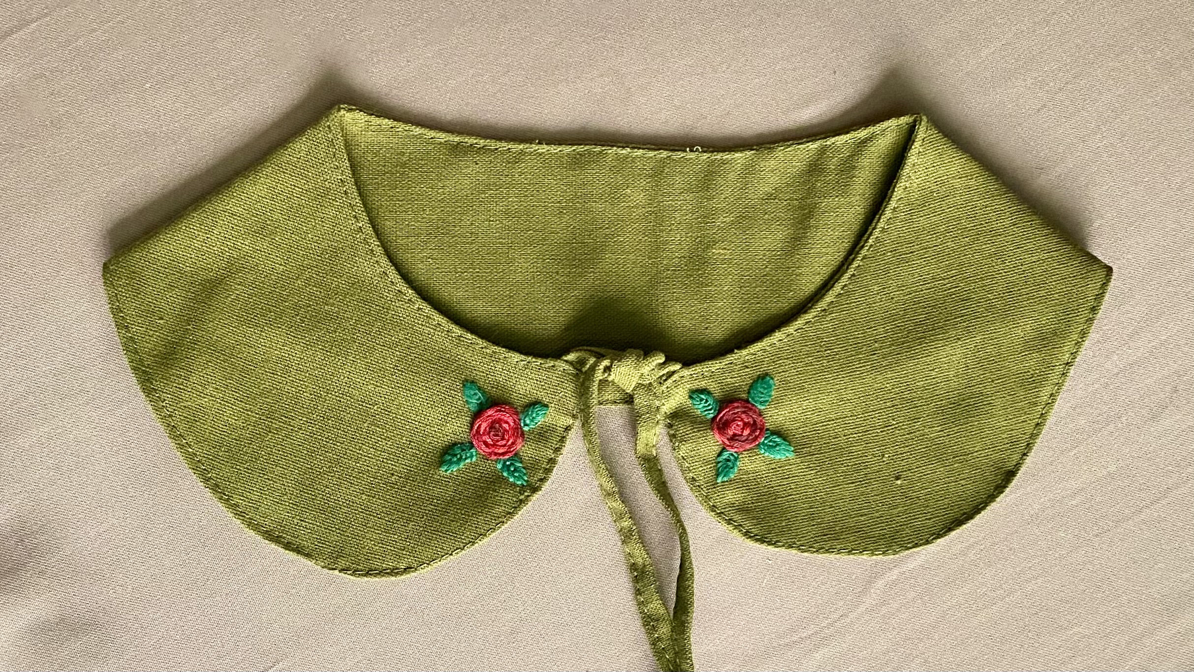 یقه اماده تزیین لباس کالی ویت‌