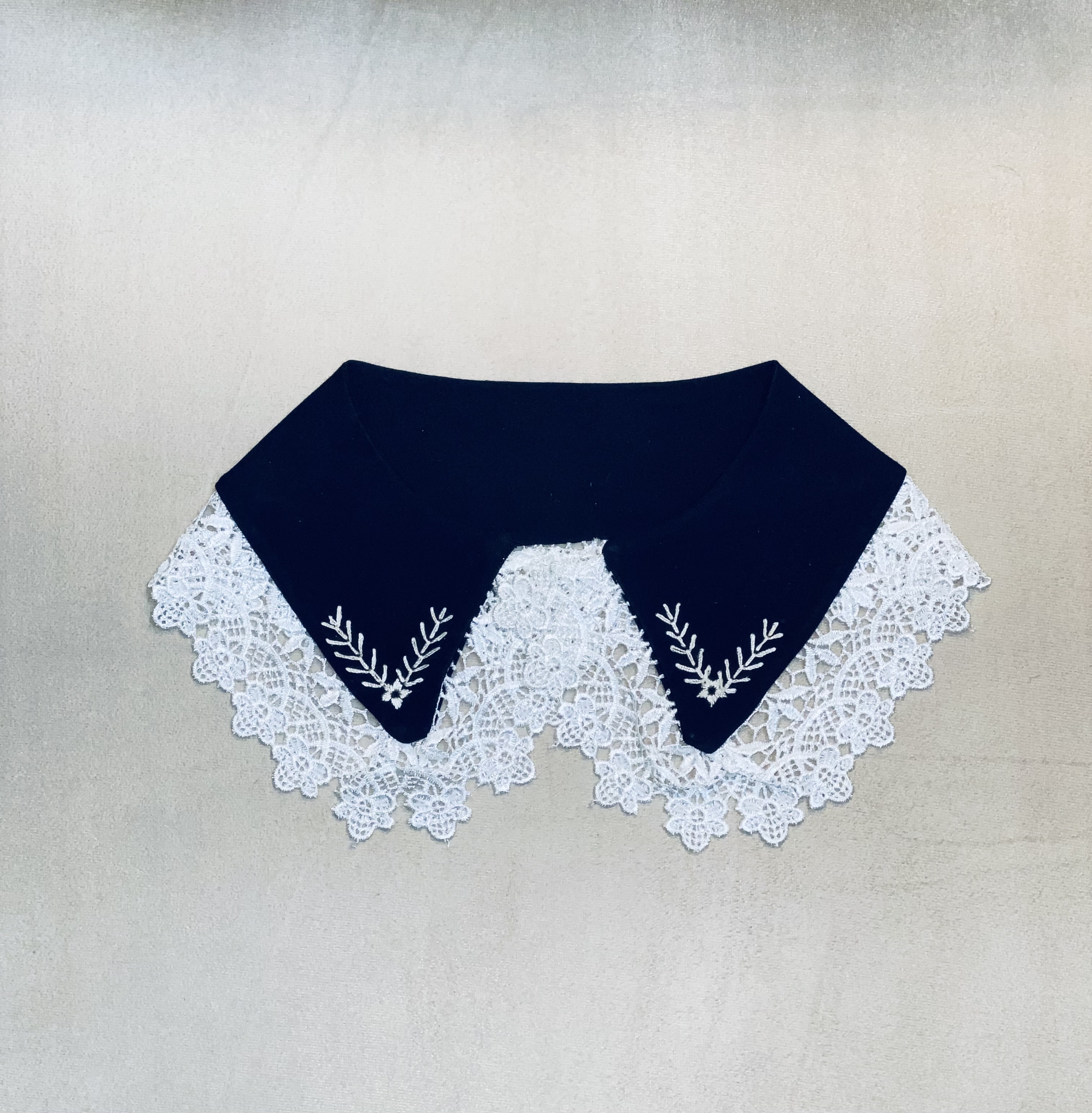 یقه اماده یقه تزیینی برند کالی ویت