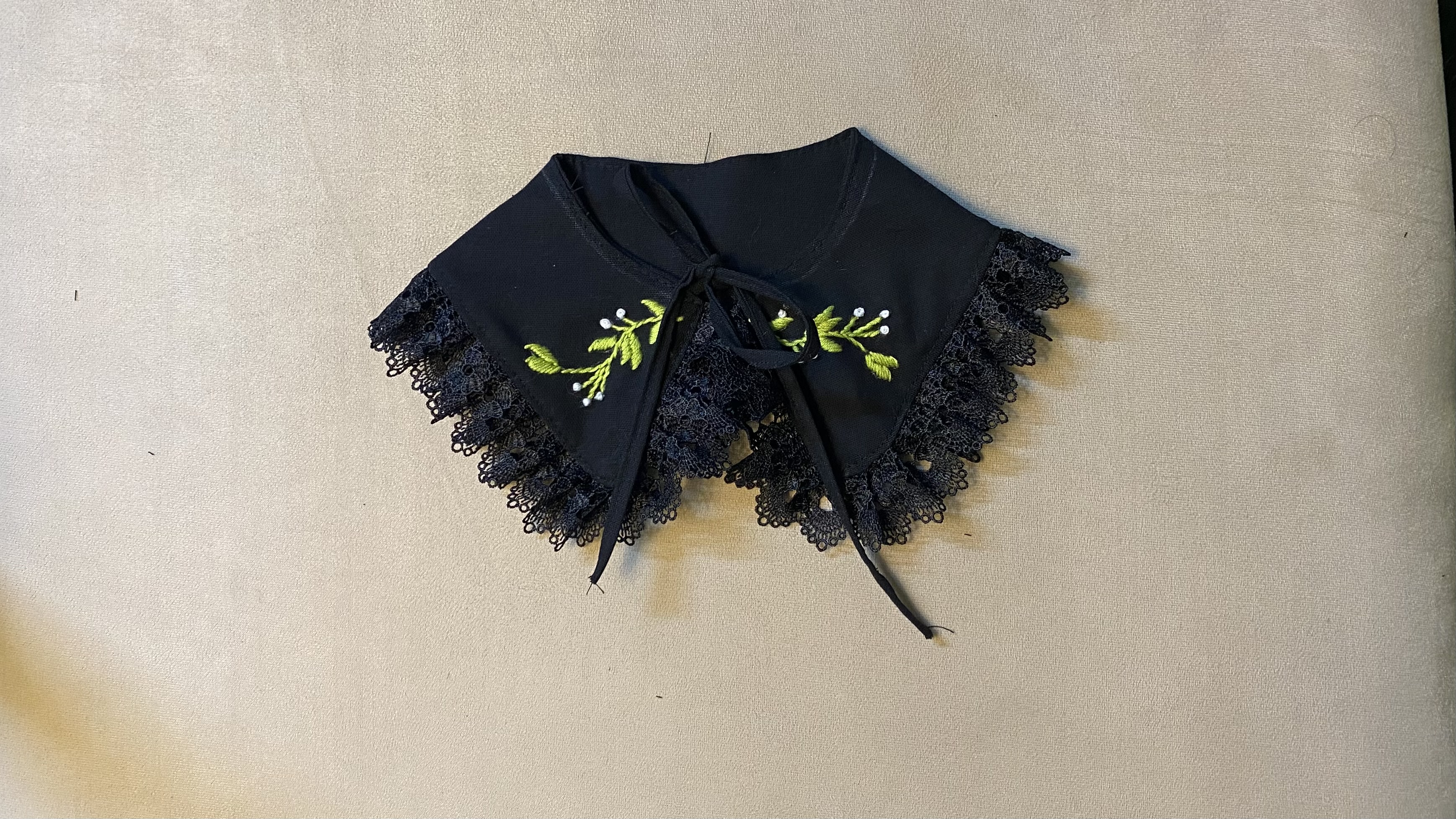 یقه اماده یقه تزئینی لباس برند کالی ویت